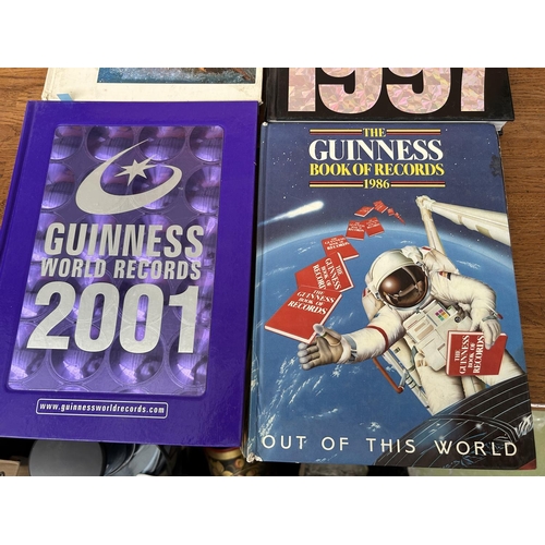 197 - x6 Guinness Books of Records 1986-2001