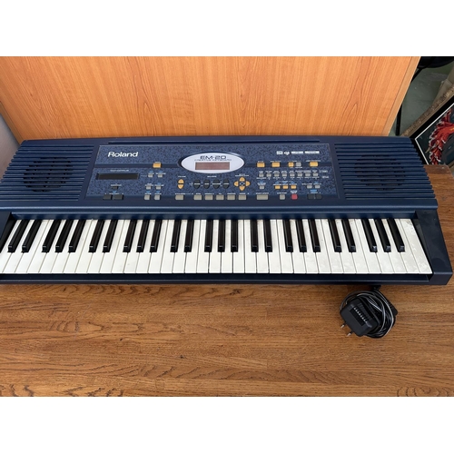 175 - Roland EM-20 Creative Music Keyboard