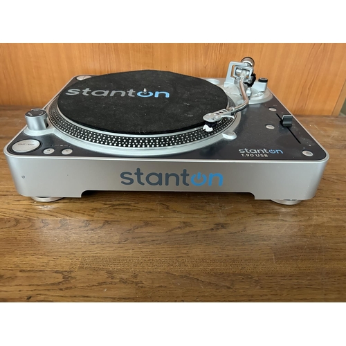 198 - Stanton T.90 USB Direct Drive Turntable Record Player