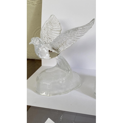 244 - x2 Crystal Bird Figurines on Frosted Base - Taken Back on 1/6/2024