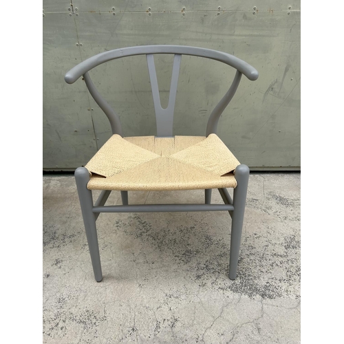 71 - Modern Scandinavian Design Wegner Style Wishbone Chair with Y-Shaped Back