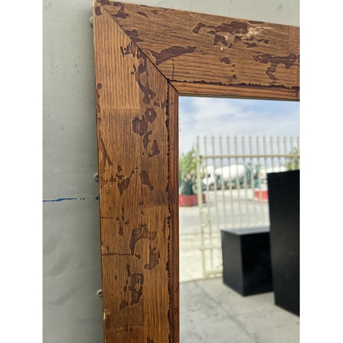 73 - Large Standing/Wall Mirror in Nice Wooden Frame (!00 x 150cm)