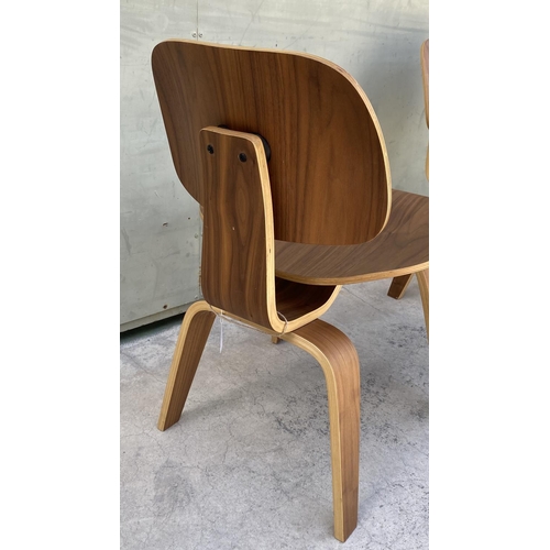 34 - x2 Eames Design Plywood Chairs