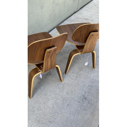 34 - x2 Eames Design Plywood Chairs