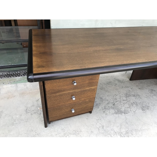 609 - Large Wooden Office Desk with 3 Drawers (180 W. x 80 D. x 73cm H.)