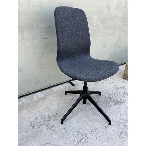 633 - Swivel Office Chair in Grey Fabric