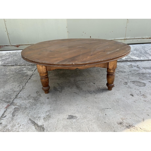 76 - Antique Style Wooden Circular Low Coffee Table (92cm Diameter, 32cm H.)