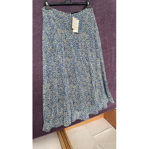 127 - Charter Club Women's Silk Lined Pull on Skirt Size Petite 12P (Unused)