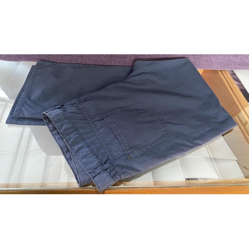 161 - Aquascutum London Newman Navy Trousers Size 42 R (Unused)