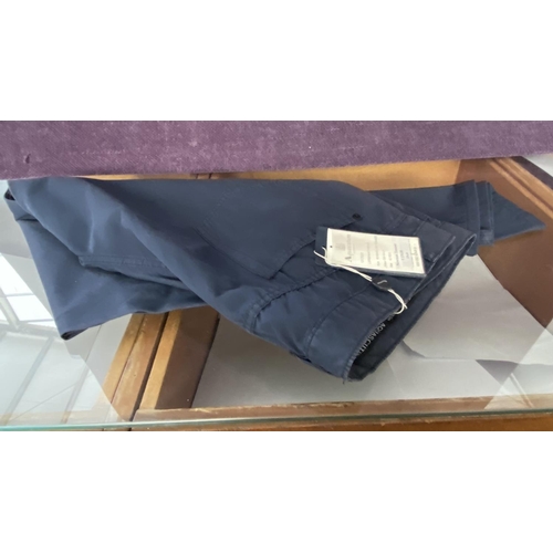 161 - Aquascutum London Newman Navy Trousers Size 42 R (Unused)