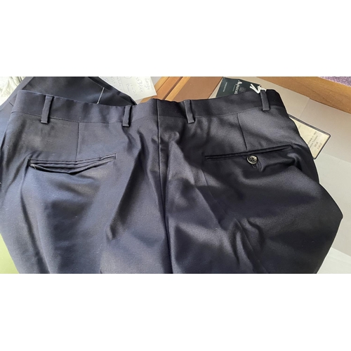 165 - Aquascutum London Classic Cameron Navy Summer Trousers Size 36 R. (Unused)