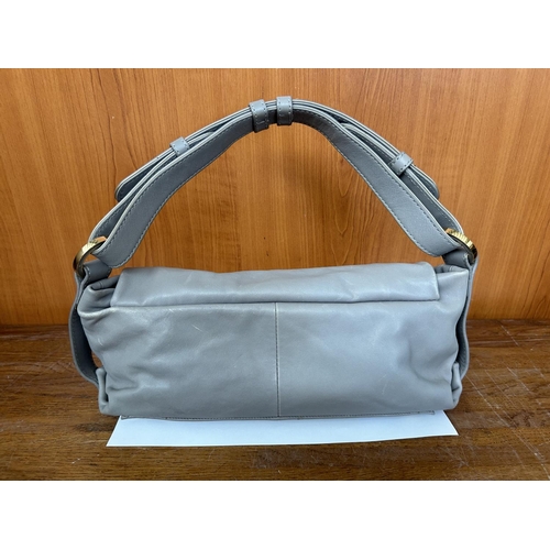 166 - Sequola Paris Ladies Grey Leather Hand/Shoulder Bag