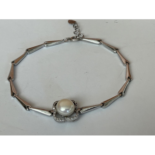 83 - Real Pearl and Zirconia Silver 925 Hallmarked Bracelet