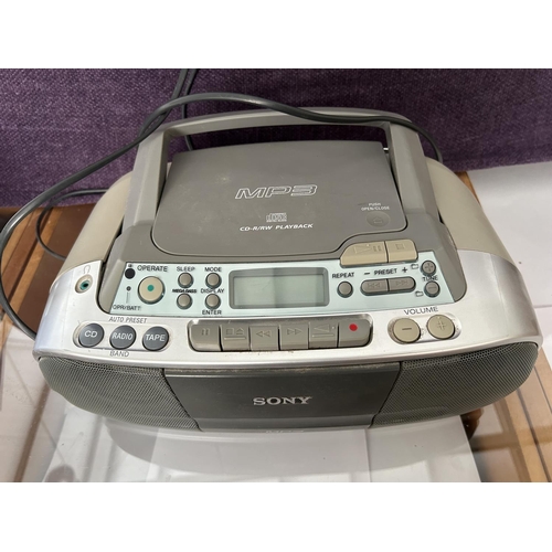 156 - Sony CFD-S03CPL MP3 Radio Cassette-Corder