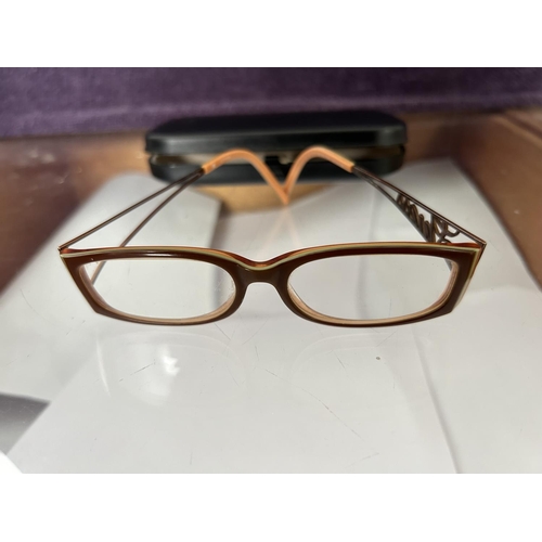 552 - Pair of Guess Prescription Glasses