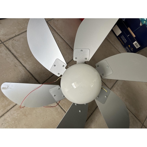 133 - Six-Arm Ceiling Fan-Light