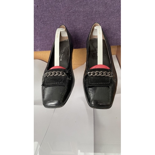 240 - Cinzia Valle Ladies Black Shoes Size 37 1/2