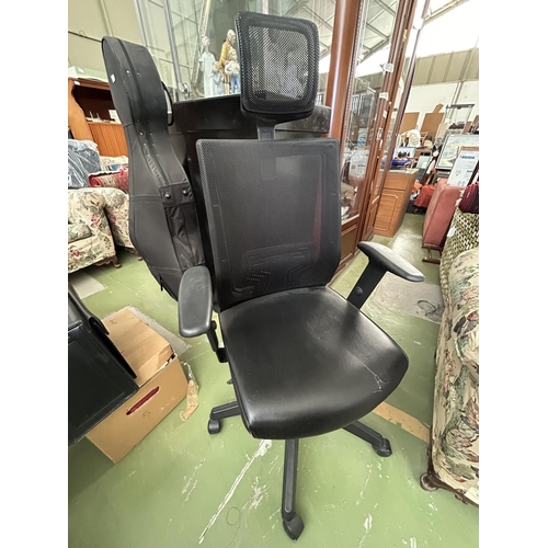 567 - High Back Black Office Chair (A/F)