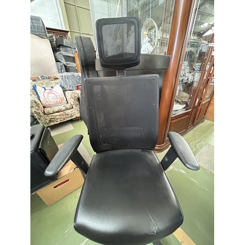 567 - High Back Black Office Chair (A/F)