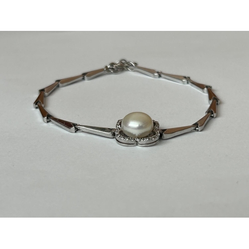 83 - Real Pearl and Zirconia Silver 925 Hallmarked Bracelet