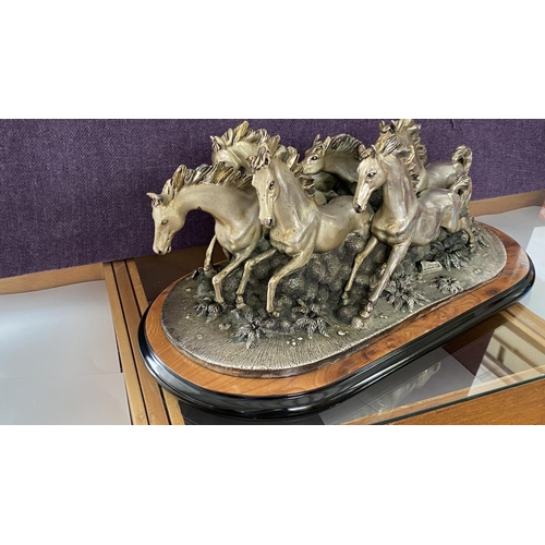 50 - Silver Plated Galloping Horses Depiction by Cavalli Ripani (Italian 20th C. - 70cm L.)