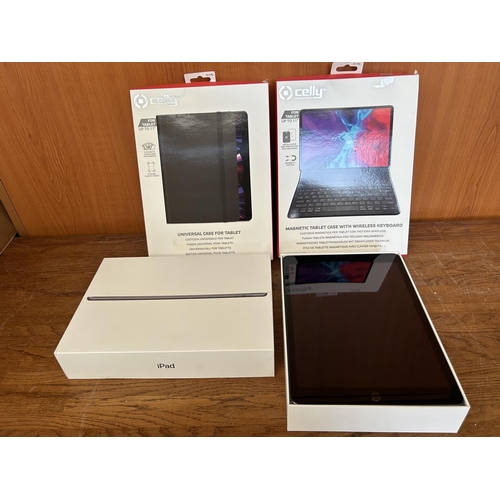 51 - Apple iPad A2602 64GB 10.2