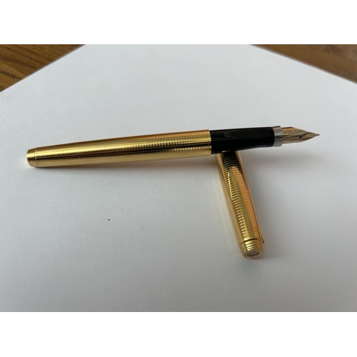 72 - Vintage Parker 14k Gold GF Cap & Barrel USA Fountain Pen