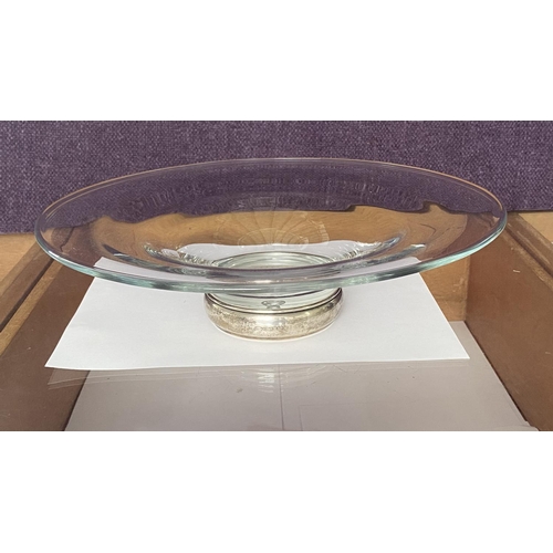 20 - Large Beautiful Crystal Fruit Bowl Center Piece  with Hallmarked Silver Base (9.5cm H.)