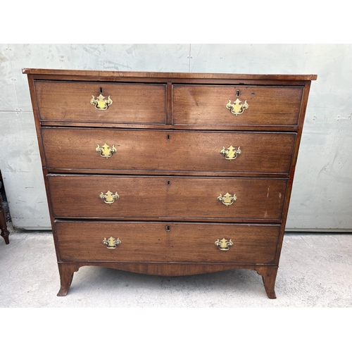 108 - Antique Victorian Mahogany Chest of 6 Drawers (110 W. x 50 D. x 107cm H.)