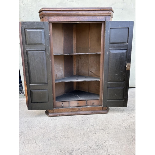 109 - Antique Victorian Wooden Wall Hanging Corner Cabinet (83 W. x 46 D. x 120cm H.)