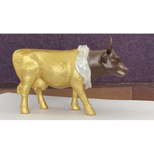 14 - Cow Parade Item 9010