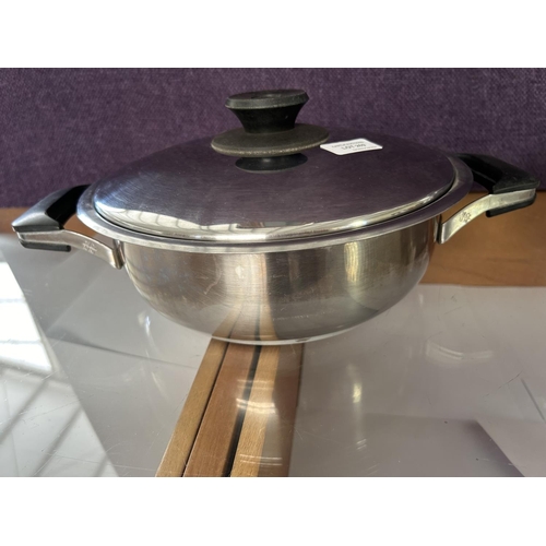 10 - IMCO Stainless Steel 18/10 Waterless Cooking Pot (27cm Diameter) Together with a Large Glass Jug and... 