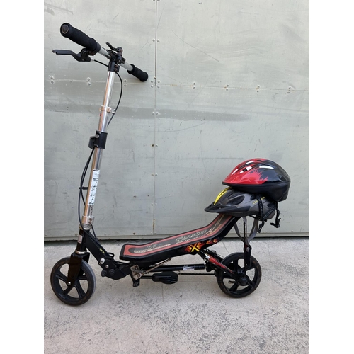 5 - Moto-Warehouse Sport Smart Scooter with x2 Helmets