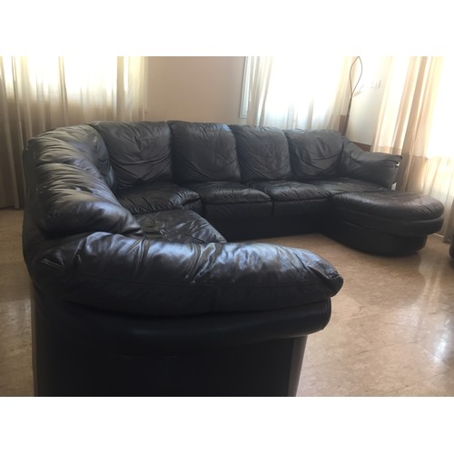 511 - Large Soft Real Leather Natuzzi Corner Sofa with Chaise Long (Takis Angelides - Appr. 270 x 230cm)