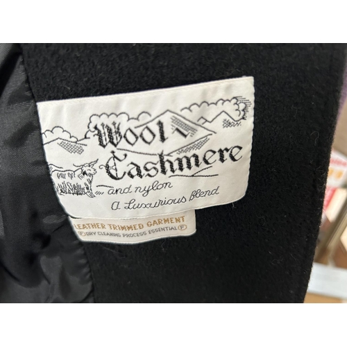 514 - Mansfield Wool and Cashmere Women's Coat Size 42 Made in England (Unused)