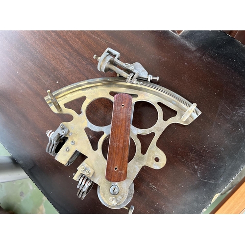 524 - Vintage Brass Navy Sextant