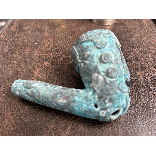 528 - Antique Collectible Pipe