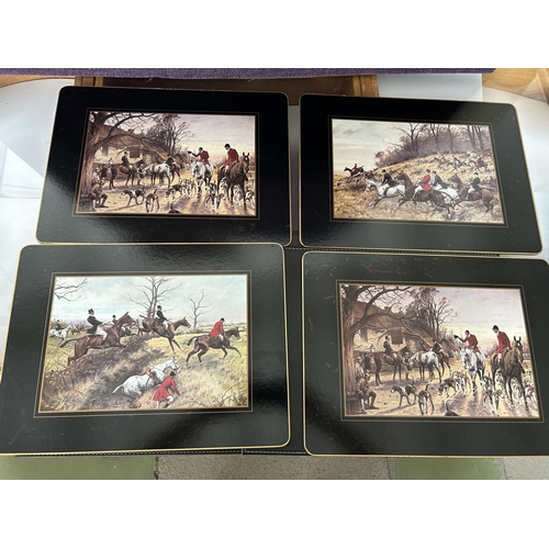 533 - Set of 4 Vintage Victorian Era Themed Placemats and x2 Black Ones (39.5 x 30cm/each) - Taken Back on... 