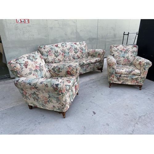 544 - Vintage 1960's 3-Seat Sofa and 2 Relax Armchairs with Flower Fabric Cover and Curved Wooden Legs