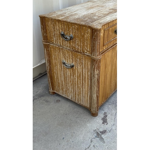 178 - Bamboo Trunk/Coffee Table (77 W. x 44 D. x 60cm H. - Unused but A/F - Missing Handles)