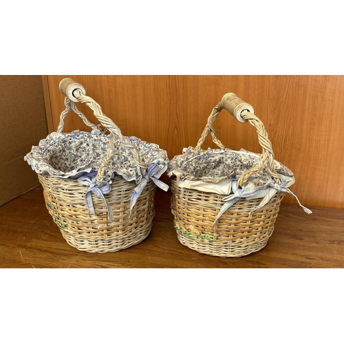 230 - x2 Wicker Picnic Baskets with Lining and Wooden Handles (Unused)