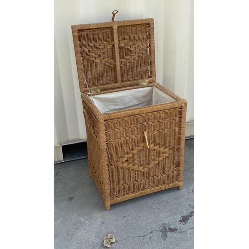 50 - Bamboo Laundry Lidded Basket with Lining (Unused, Boxed)