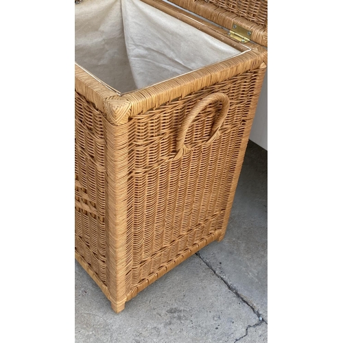 50 - Bamboo Laundry Lidded Basket with Lining (Unused, Boxed)