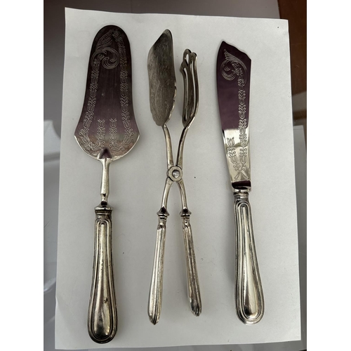 310 - x3 Vintage Cake Servers