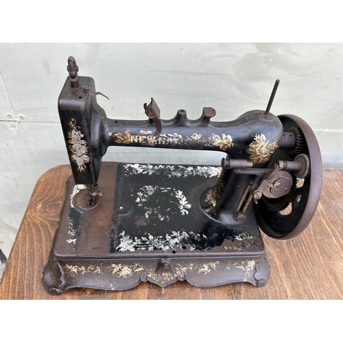 86 - Victorian Era (Circa 1880) Hand Crank Sewing Machine (Working)