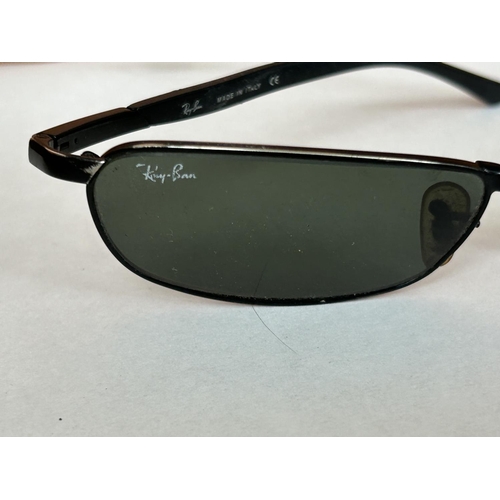 150 - Vintage Ray-Ban Sunglasses