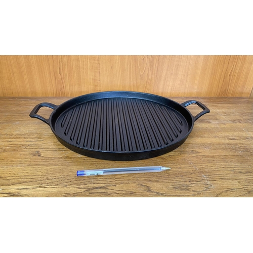 91 - Cast Iron Round Grill Plate/Steak Pan with Handles