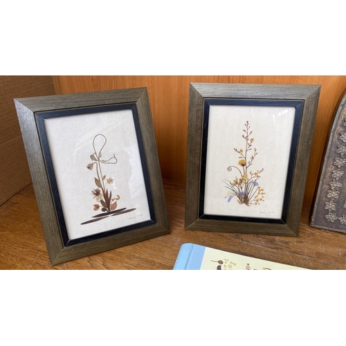 238 - Photo Frames (x3), Note Board and Recipe Book