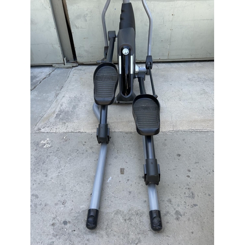 30 - Horizon Andes 2 Elliptical Trainer Exercise Equipment