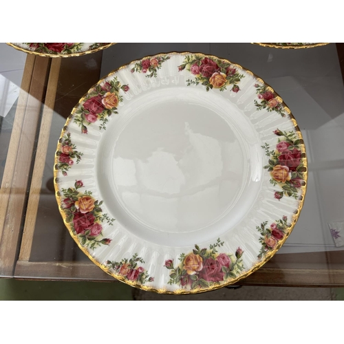 123 - Vintage Royal Albert Old Country Roses Fine Bone 
China Plates (x6)